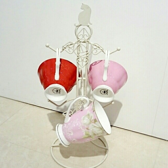 ホワイトアイアン　カップスタンド　【薔薇雑貨　ローズ雑貨　プリンセス　ディスプレイ　アフタヌーンティー　ネコ　ローズ　テーブルウェア】