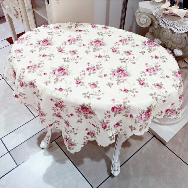 ローズ柄テーブルクロスラウンド（１５０センチ丸型）　撥水加工　【薔薇雑貨　花柄　トップクロス　テーブルセンター　ランチョンマット　テーブルウェア】