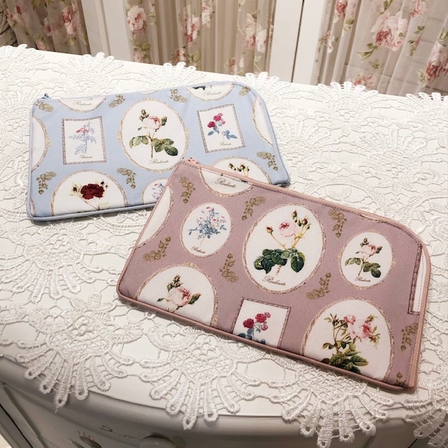 【メール便可】　ルドゥーテフレーム柄フラットポーチ　【薔薇雑貨　ローズ雑貨　薔薇柄　お化粧ポーチ　メイクポーチ】