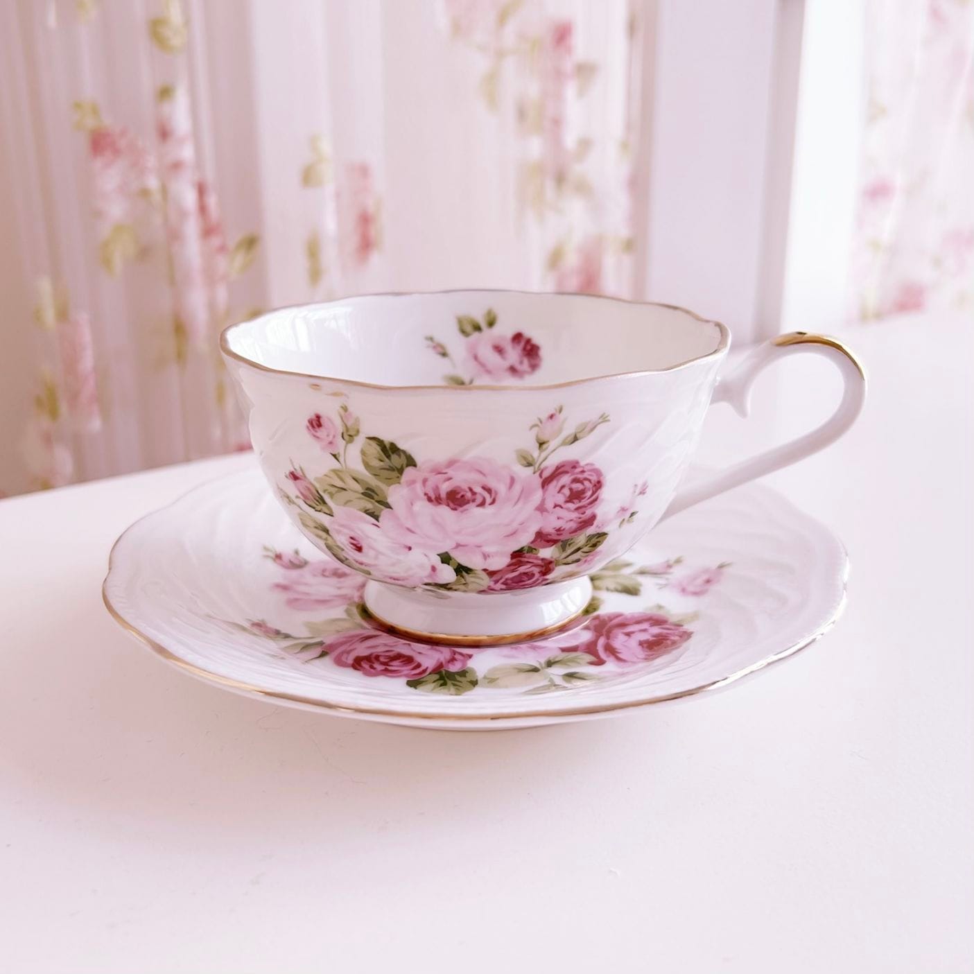 メモリアルローズ] 兼用カップ&ソーサー RIPLEY BROS ローズ柄カップと