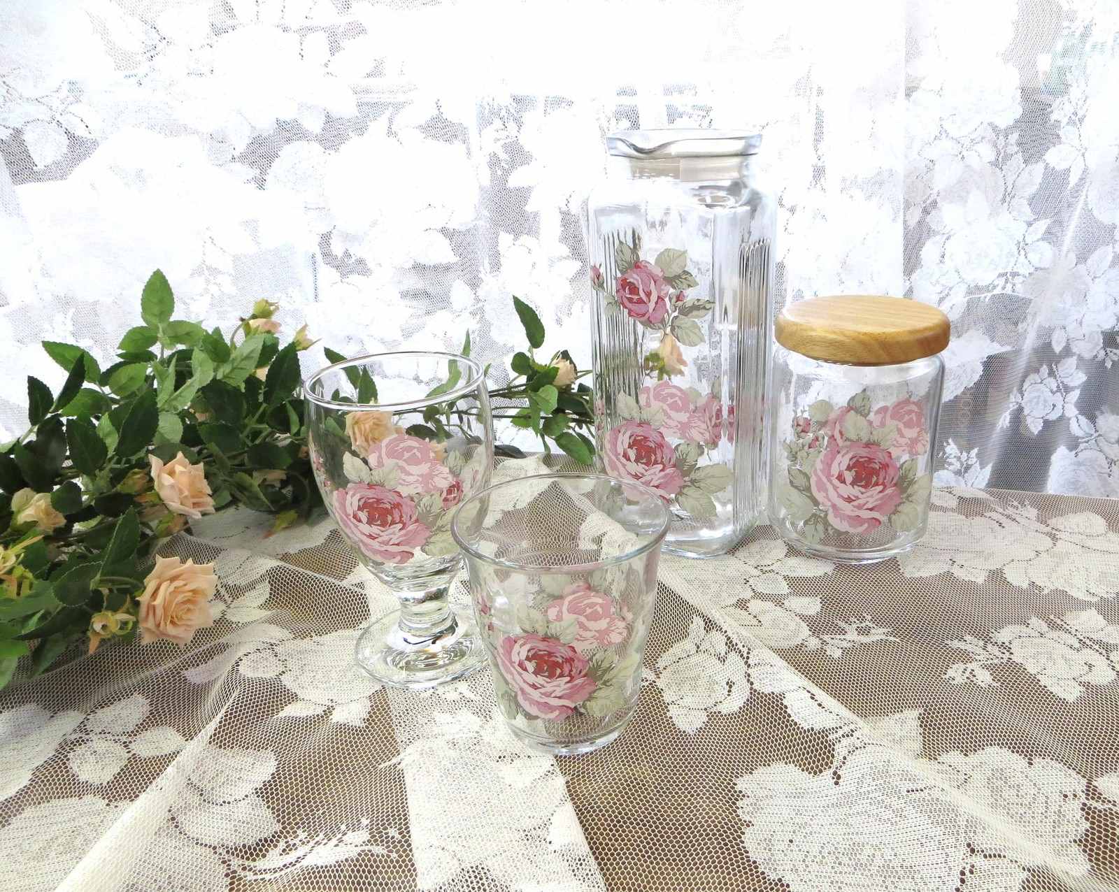 ジュースグラス　ルーシー　日本製　【薔薇雑貨　ローズ雑貨　コップ　グラス　洋食器　キッチン雑貨　ティータイム　プレゼント】