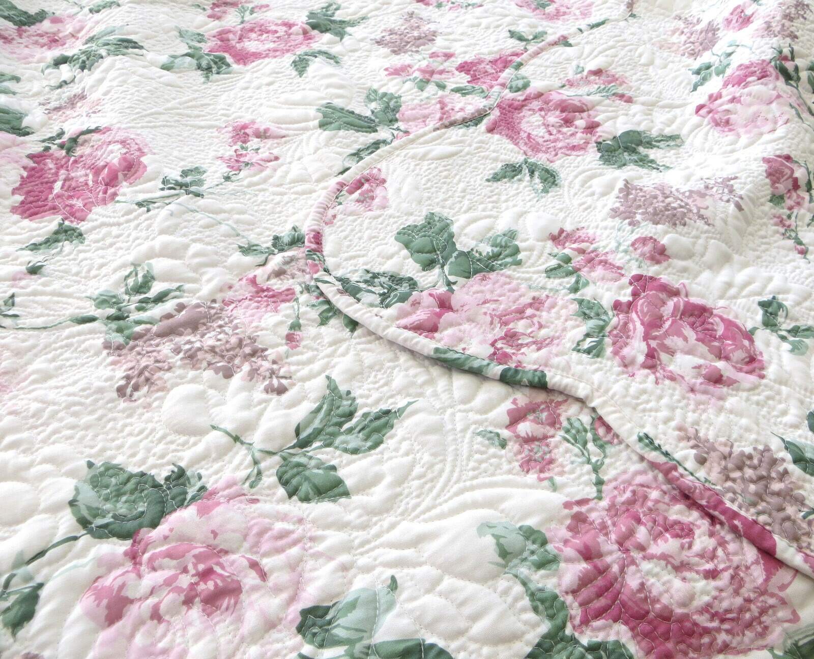 キルトフロアーマット　グローリア（約４８×８０ｃｍ）【薔薇雑貨　ローズ　花柄　フロアマット　ラグマット　カバー　クロス　キッチンマット】