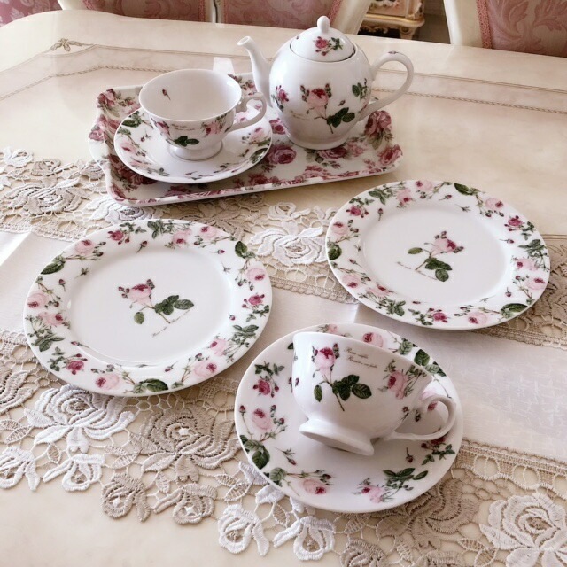 ルドゥーテ　ケーキプレート　日本製　【薔薇雑貨　ローズ雑貨　テーブルウェア　ケーキ皿　食器　ギフト　陶器　食器　ギフト】