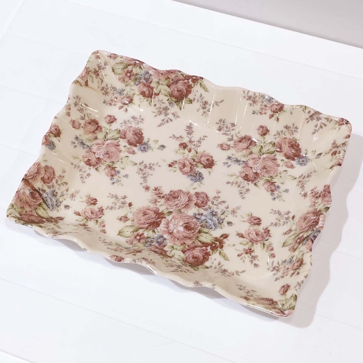 メラミン角型トレー　マリー　【薔薇雑貨　ローズ雑貨　キッチン雑貨　メラミン樹脂　耐熱食器　お皿　小物入れ】