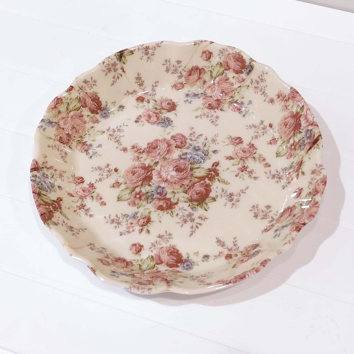 メラミン丸型トレー　マリー　【薔薇雑貨　ローズ雑貨　キッチン雑貨　メラミン樹脂　耐熱食器　お皿　小物入れ】