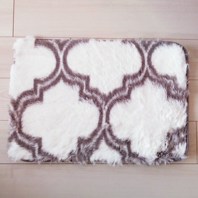 バスマット　モロッカン柄　【薔薇雑貨　ローズ　ロココ　インテリア　敷物　バス用品　ルームマット】