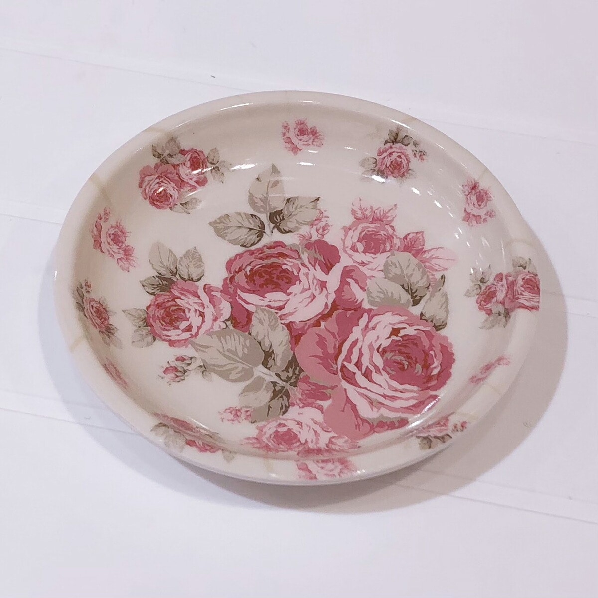 メラミン小皿　ルーシー　【薔薇雑貨　ローズ雑貨　キッチン雑貨　メラミン樹脂　耐熱食器　豆皿　小物入れ】
