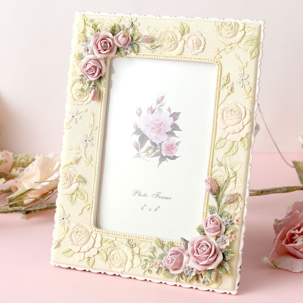 ローズフォトフレーム　アイボリー　【薔薇雑貨　ローズ雑貨　姫系雑貨　プリンセス　写真立て　お祝い　プレゼント】
