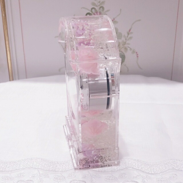 アクリルフラワー　時計　スウィートローズ　【薔薇雑貨　サニタリーグッズ　水中花　造花　置時計　クロック　とけい　贈答】