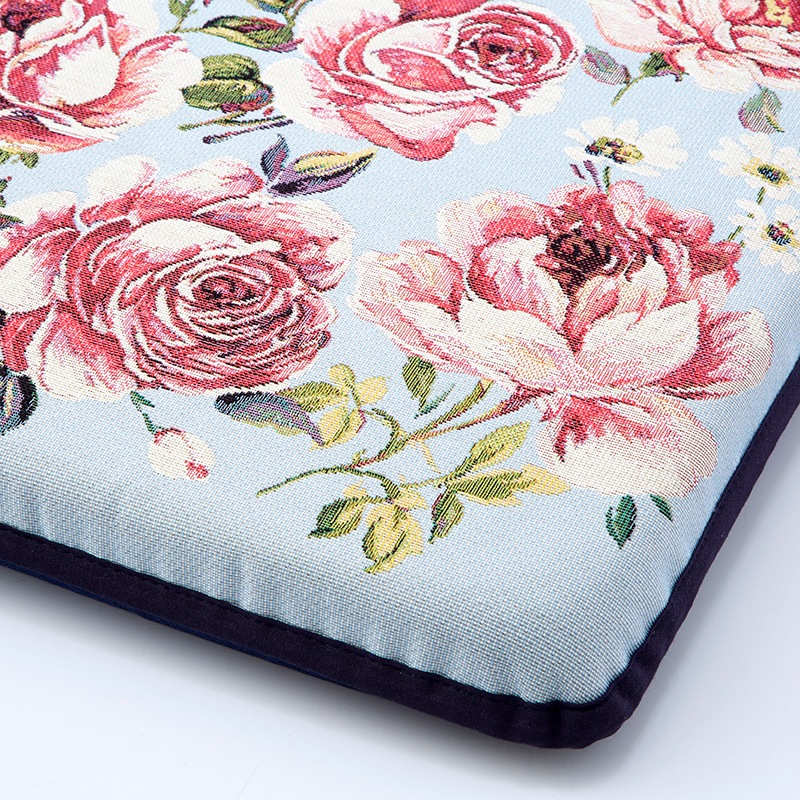 ポルトガルジャガード　シートクッション　【薔薇雑貨　ローズ雑貨　座布団　ラグ　マット　座席マット　チェアーマット　敷物　薔薇柄】
