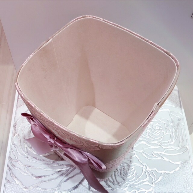 スクエア小物入れ　ピンク　アクアフラワー　【薔薇雑貨　マガジンラック　小物入れ　カルトナージュ　リボン】