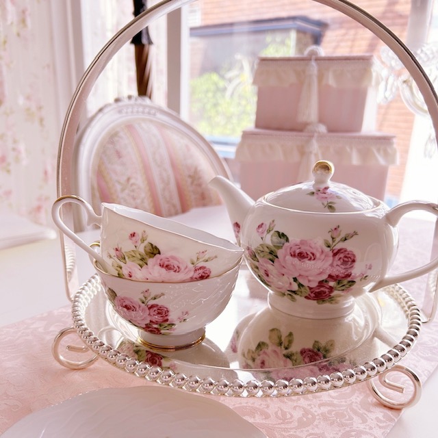 カップ&ソーサー アニバーサリーローズ 日本製 【薔薇雑貨 ローズ雑貨 テーブルウェア ティーカップ ギフト 陶器 食器 ギフト】