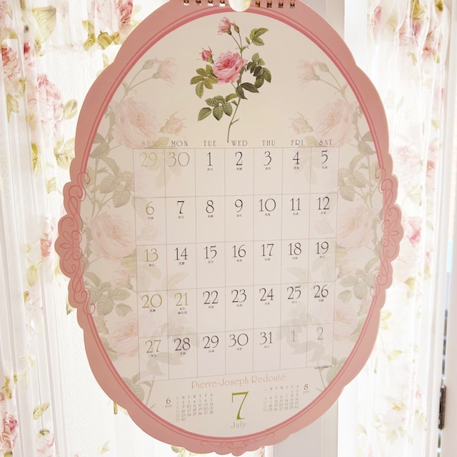 ２０２５年ルドゥーテカレンダー（オーバル型・壁掛けタイプ）　日本製　【薔薇雑貨　ローズ雑貨　文房具　手帳　スケジュール帳】