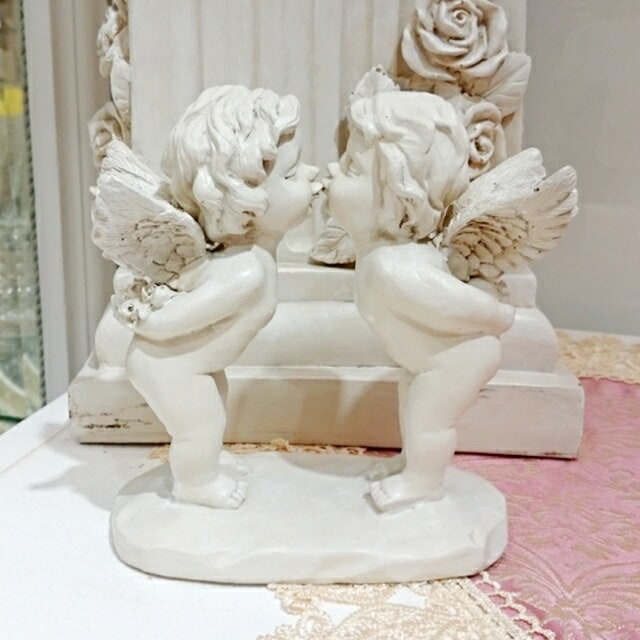 キスエンジェル　ガーデニングレジン　【薔薇雑貨　天使雑貨　エンゼル　天使　プリンセス　ロココ　置物　エクステリア　お祝い　プレゼント】