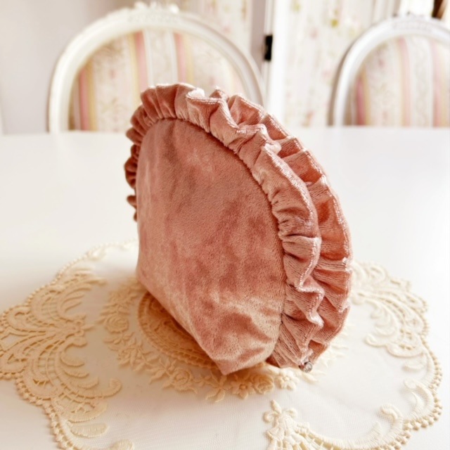 【メール便可】　薔薇レースベロアシェルポーチ　【薔薇雑貨　ローズ雑貨　姫系雑貨　小物入れ　カメオ　プリンセス　ロココ　ポーチ　ギフト】