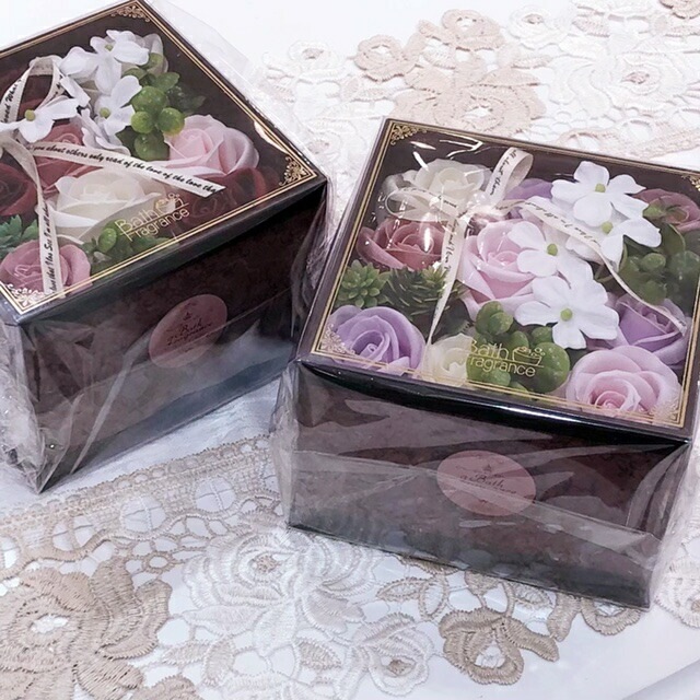 アンティークボックスバロック　パステルピンク　【薔薇雑貨　バスグッズ　バスペタル　フラワーボックス　入浴剤　バブルバス　お風呂　ギフト】