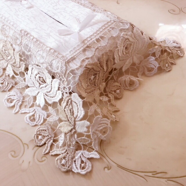 【メール便可】ブリッランテレース　ティッシュボックスカバー　【薔薇雑貨　ローズ　レース　ティッシュケース　クロス　カバー　レース小物　収納】