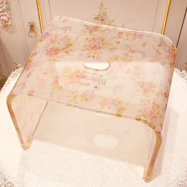 アクリルバスチェア　アニマローズ　【薔薇雑貨　ローズ雑貨　お風呂　バスグッズ　サニタリーグッズ　花柄　お風呂用椅子】