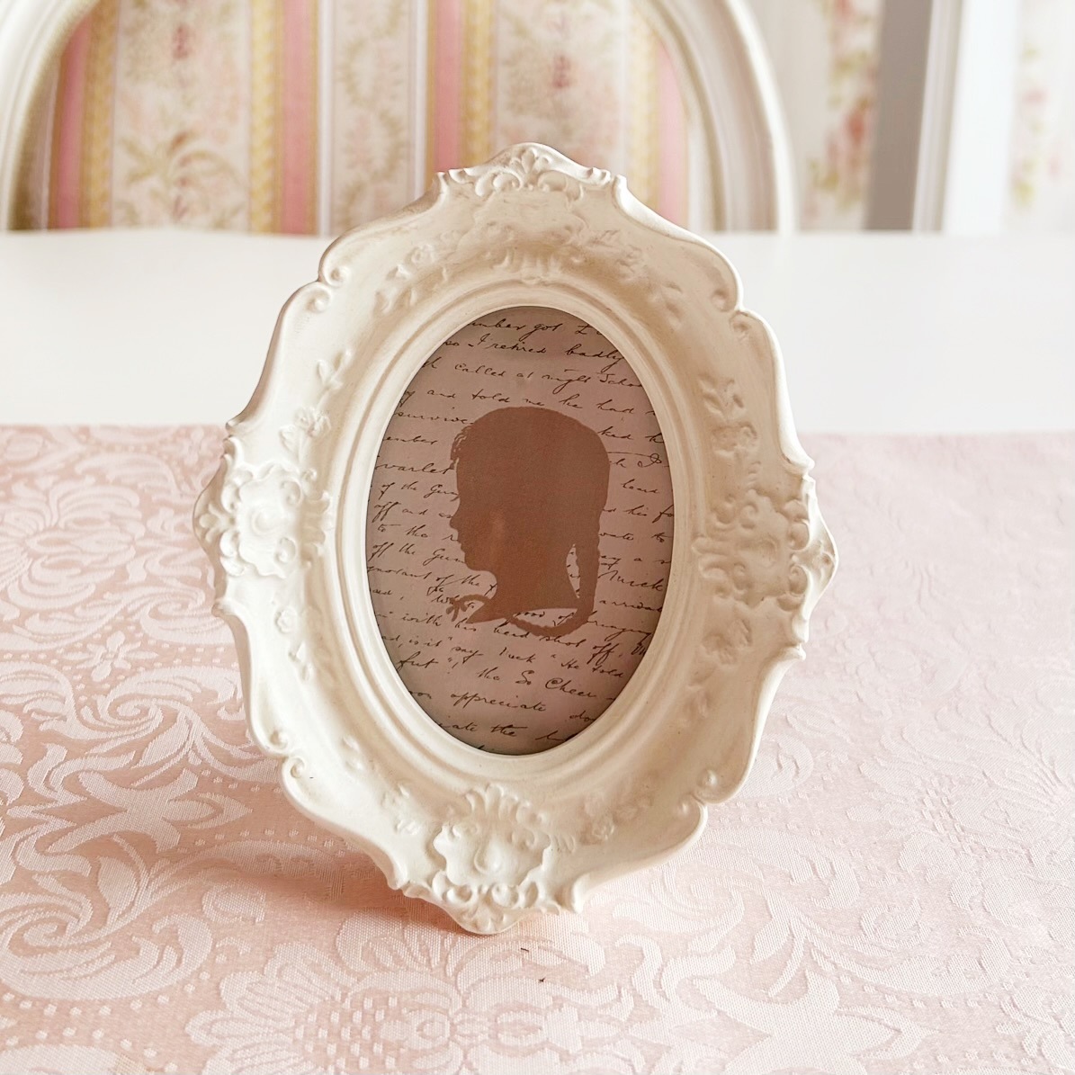 ミニフォトフレーム　オーバル　【薔薇雑貨　姫系雑貨　写真立て　シャビーシック　ロココ　お祝い　プレゼント】