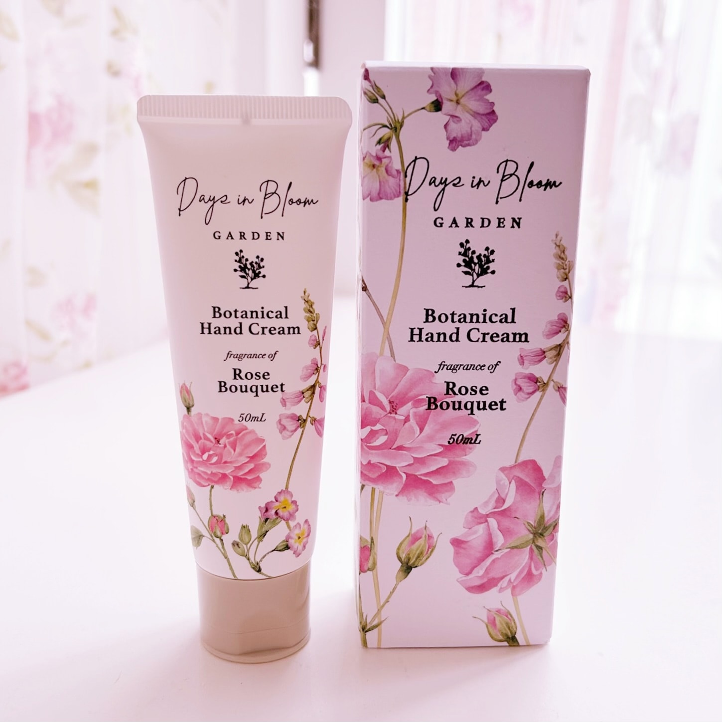 ボタニカルハンドクリーム　ローズブーケ　【薔薇雑貨　コスメ　スキンケア　ボディケア　ボディクリーム　ハンドクリーム　保湿】