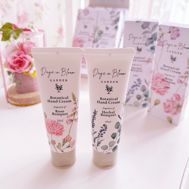 ボタニカルハンドクリーム　ローズブーケ　【薔薇雑貨　コスメ　スキンケア　ボディケア　ボディクリーム　ハンドクリーム　保湿】
