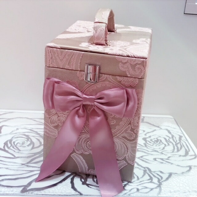 メイクボックス　ピンク　アクアフラワー　【薔薇雑貨　姫系雑貨　バニティケース　お化粧箱　小物入れ　カルトナージュ　リボン】