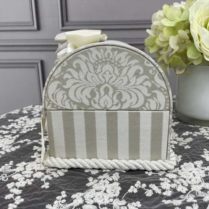 ジェニファーテイラー　ローズコサージュトランクボックス　Haruno　グレー　【薔薇雑貨　ジュエリーボックス　ロココ　プリンセス　リボン】