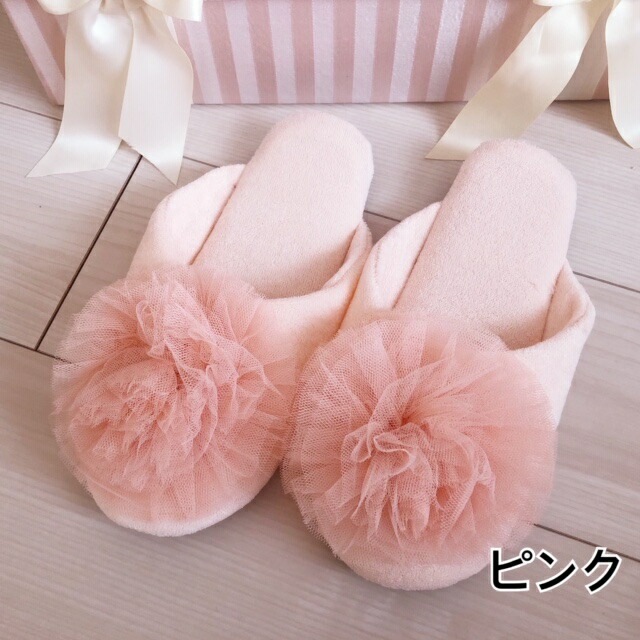 ふわふわチュチュスリッパ　【薔薇雑貨　室内履き　ルームシューズ　大人可愛い　スリッパ　バレリーナ　チュールレース】