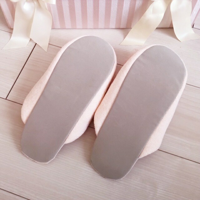 ふわふわチュチュスリッパ　【薔薇雑貨　室内履き　ルームシューズ　大人可愛い　スリッパ　バレリーナ　チュールレース】