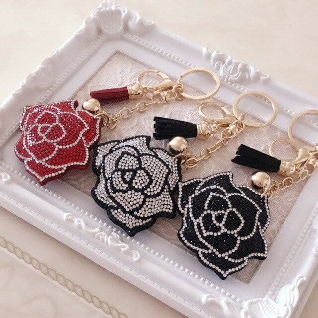 メール便可】キラキララビアンローズチャーム 【薔薇雑貨 バッグ