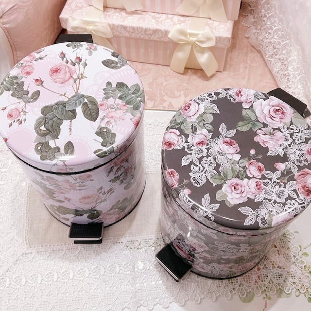 ペダル式ダストボックス　Sサイズ　ティアラローズ　【薔薇雑貨　ゴミ箱　収納　小物入れ　ふた付きごみ箱　キッチン雑貨　サニタリー　洗面所】