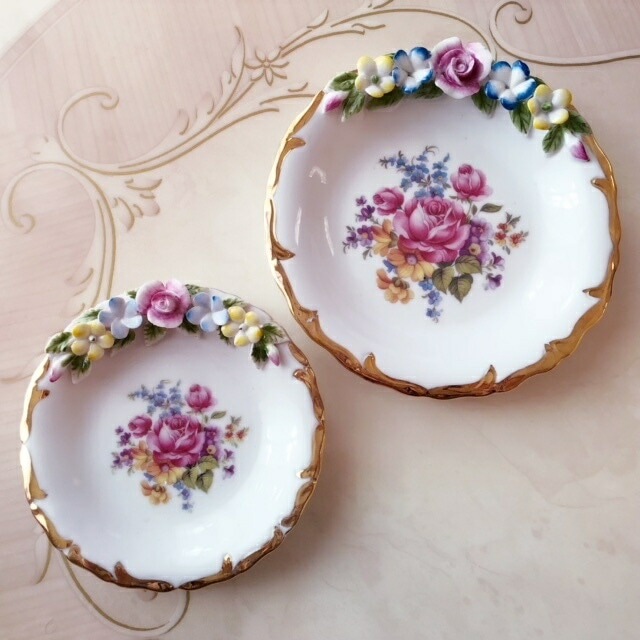 陶花付きプレートL　【薔薇雑貨　お皿　食器　陶器　アクセサリートレー　小物入れ　カトラリー入れ　ロイヤルアーデン】