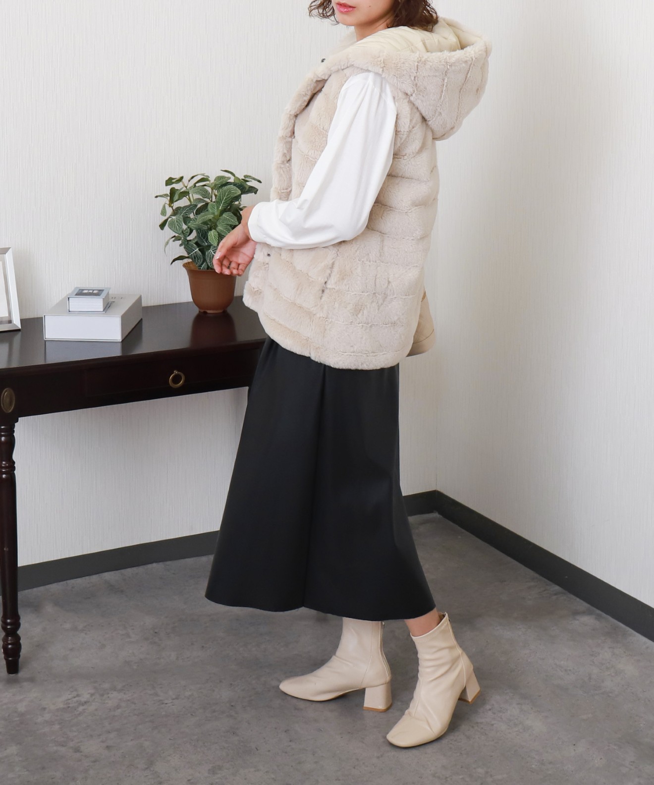 リベルモア|フェイクファー＆キルトリバーシブルフードベスト|libelle more