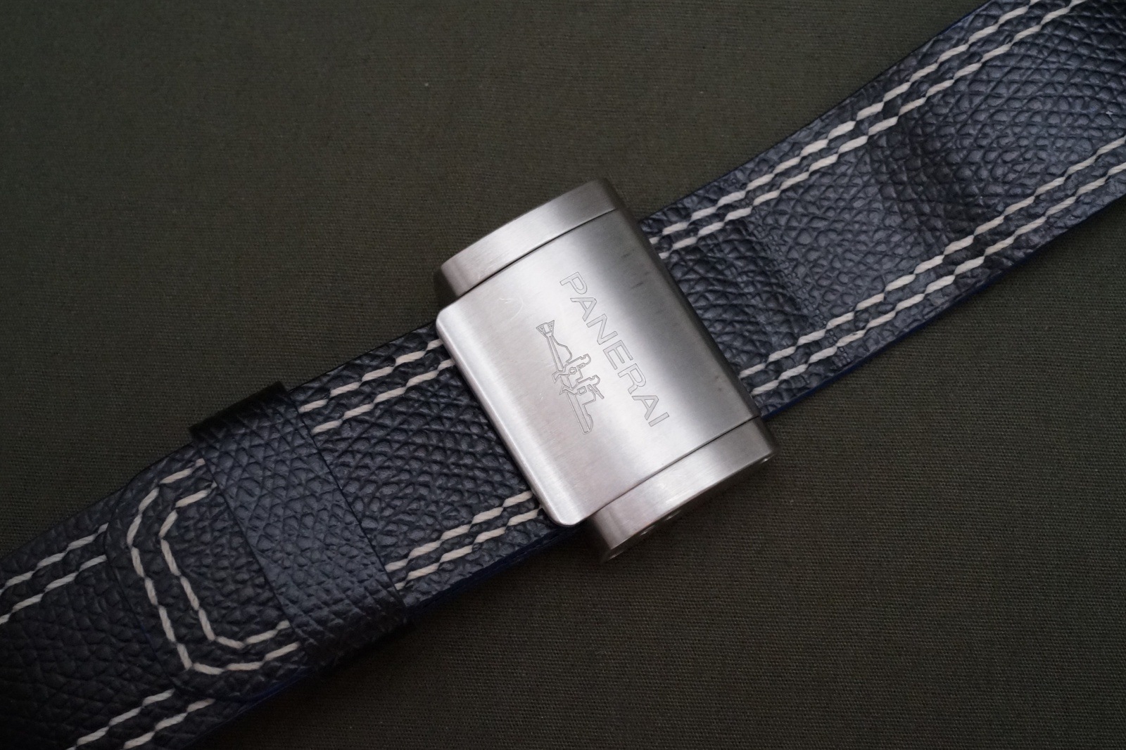 PANERAI純正バックル ジャンルソーレザーストラップ 26mm幅
