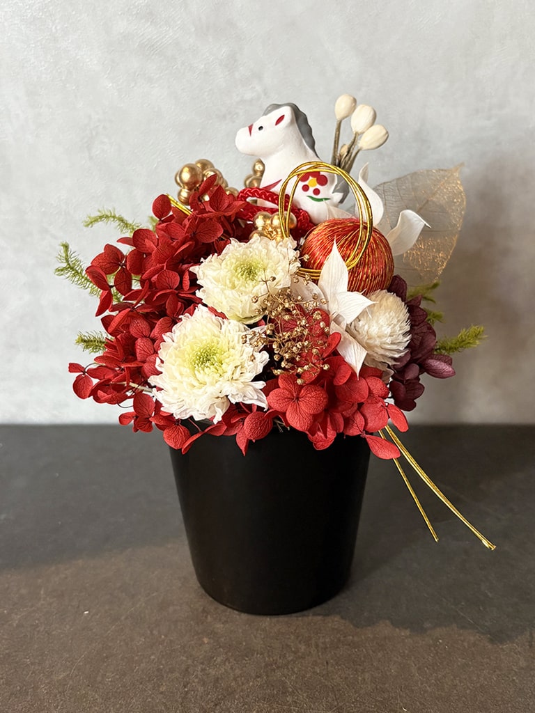 【大阪店オリジナル】お正月アレンジメント |ブラック　Mサイズ｜送料込み*