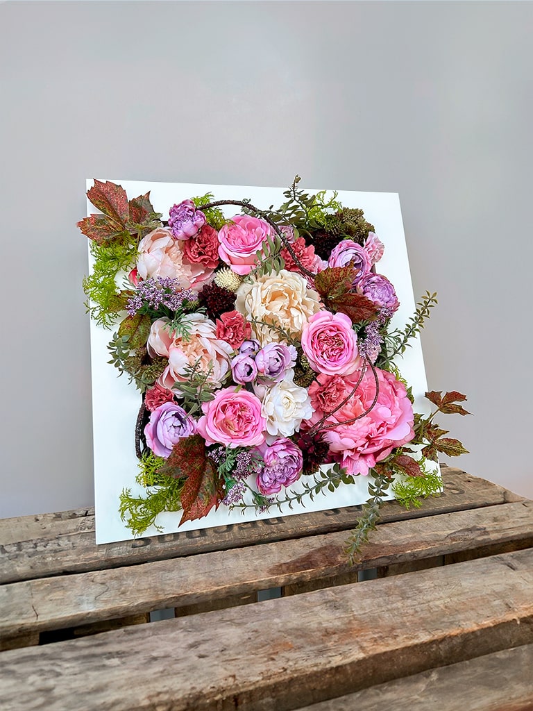 【一点もの】壁掛けフラワーフレーム|ニュアンスピンク