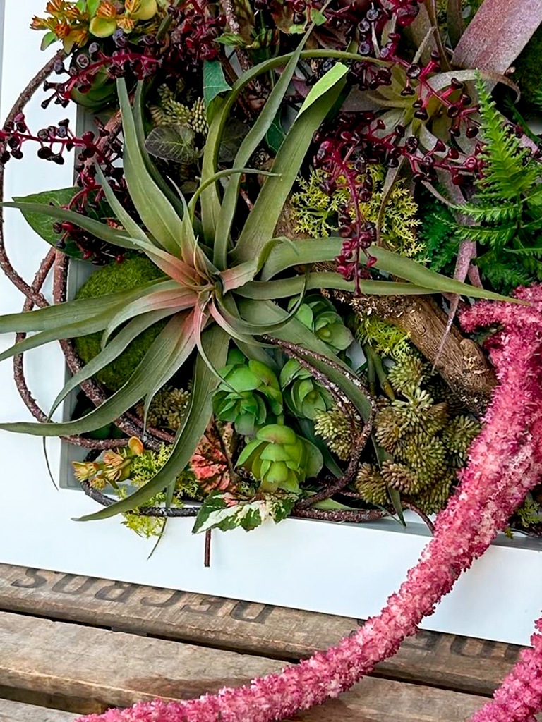 【一点もの| 店頭受取 | 大崎店限定 】壁掛けフラワーフレーム｜グリーン