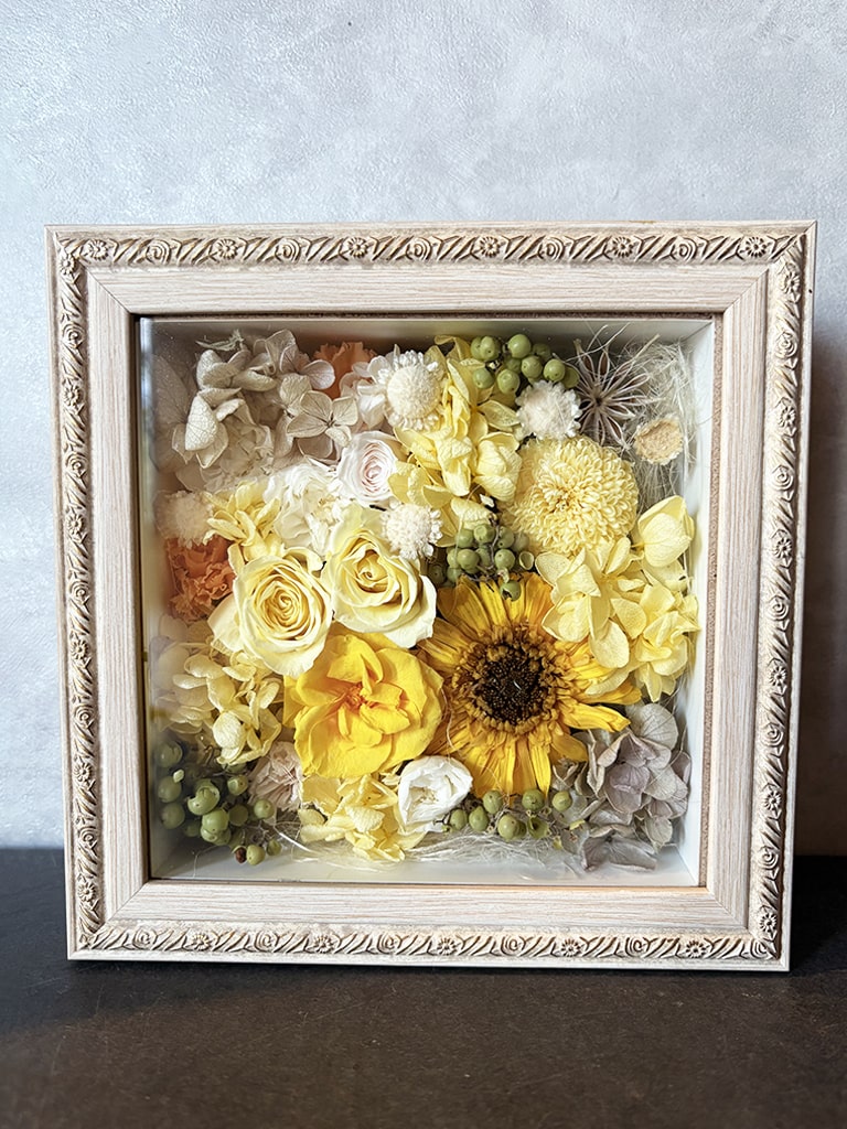 【大阪店オリジナル】プリザーブドフラワーフレーム　イエロー｜送料込み*