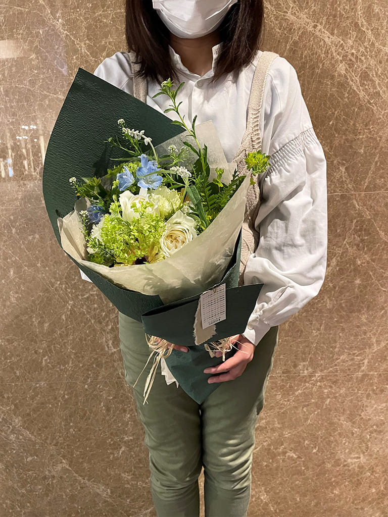 グランスタ丸の内店オリジナル 店頭受取 ナチュラルブーケロン エクリュ 期間限定 店頭受取 レミルフォイユドゥリベルテ 花 ギフト 通販