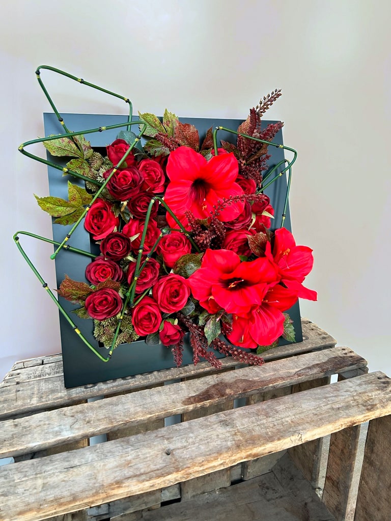 【一点もの| 店頭受取 | 大崎店限定 】壁掛けフラワーフレーム|レッド