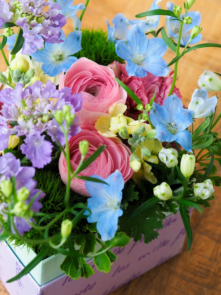 【大崎店限定｜店頭受取】季節のBOXアレンジメント -Spring Ver.-