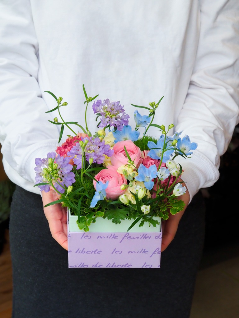 【大崎店限定｜店頭受取】季節のBOXアレンジメント -Spring Ver.-