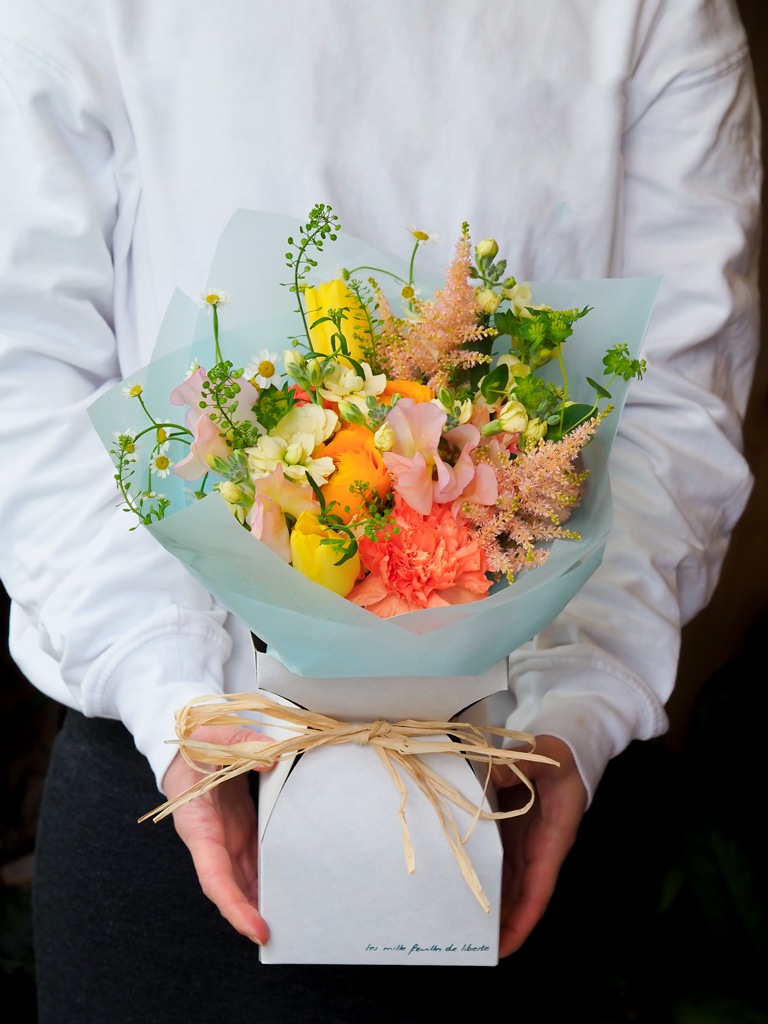 【大崎店限定｜店頭受取】そのまま飾れるブーケBOX｜季節のブーケ ドゥブー -Spring Ver.-