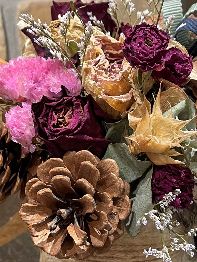 紀尾井町店オリジナル Kioi Garden Rose Arrangement おまかせカラー 数量限定 スタイル インテリア雑貨 ドライフラワー レミルフォイユドゥリベルテ 花 ギフト 通販 紀尾井町店オリジナル Kioi Garden Rose Arrangement おまかせカラー 数量限定 スタイル インテリア雑貨 ドライフラワー レミルフォイユドゥリベルテ 花 ギフト 通販