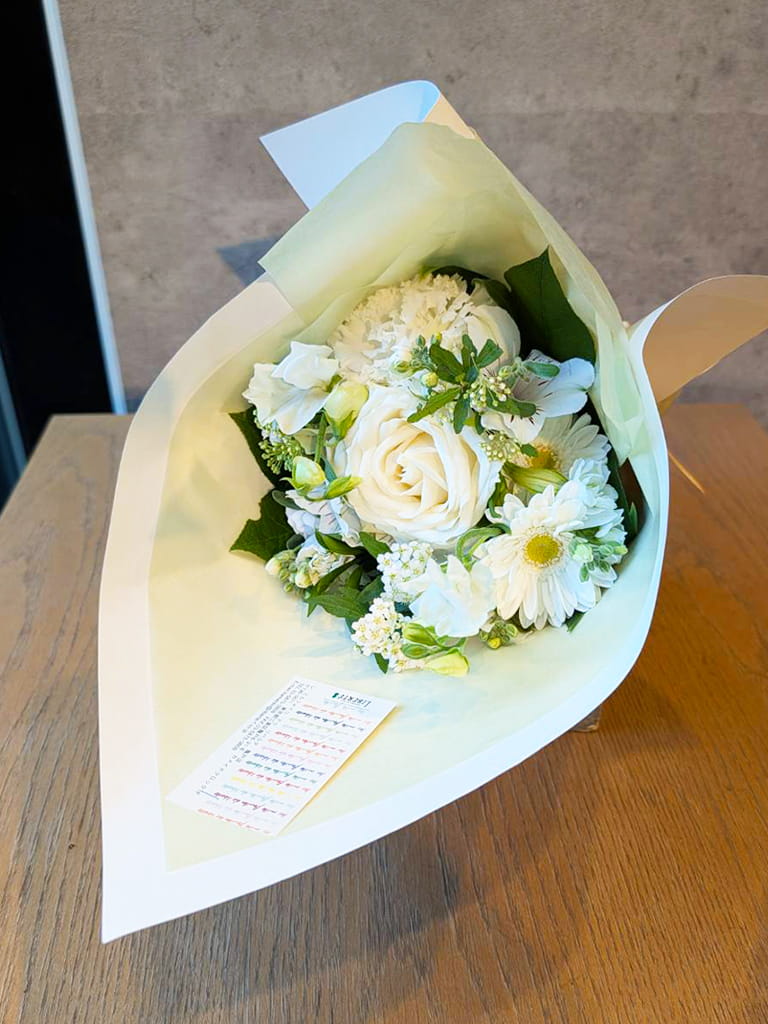 【亀戸店限定｜店頭受取】推しへ届け！ 押しカラーブーケ