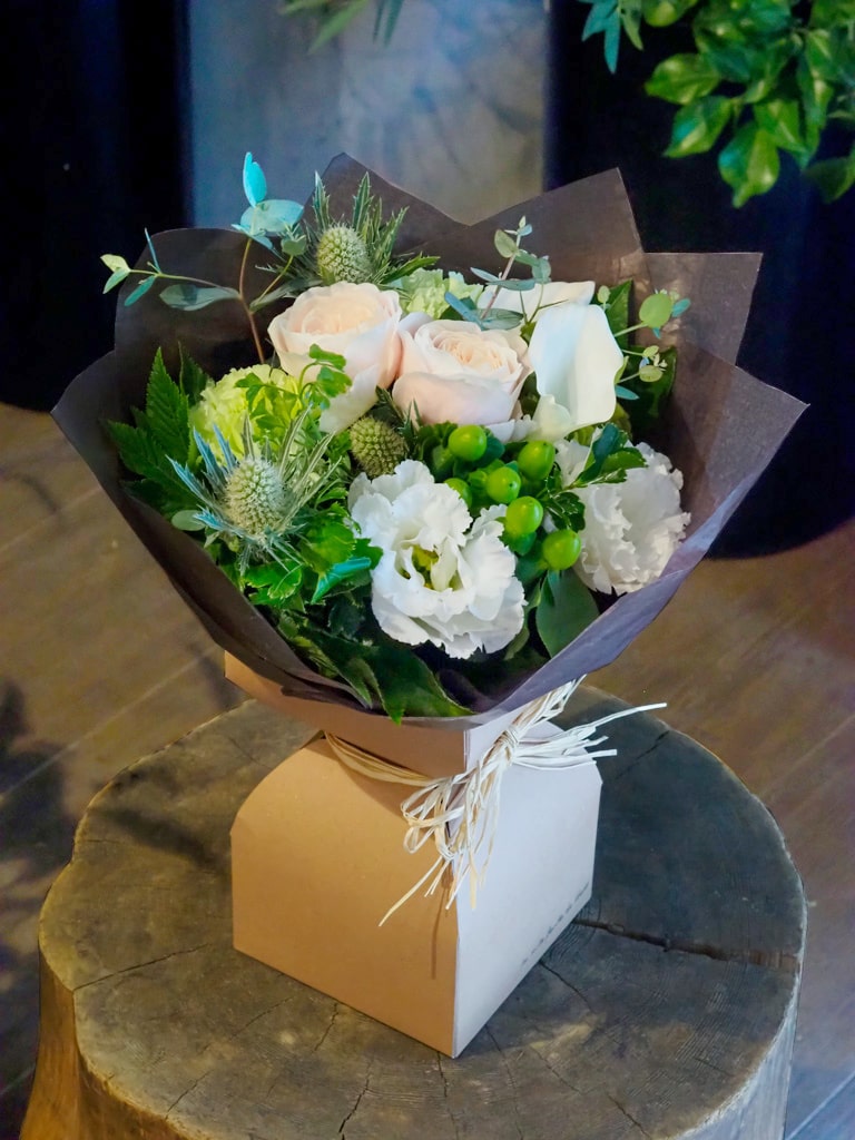 【花瓶のいらないブーケBOX | 店頭受取】Bouquet Debout - ブーケ ドゥブー | ブラン