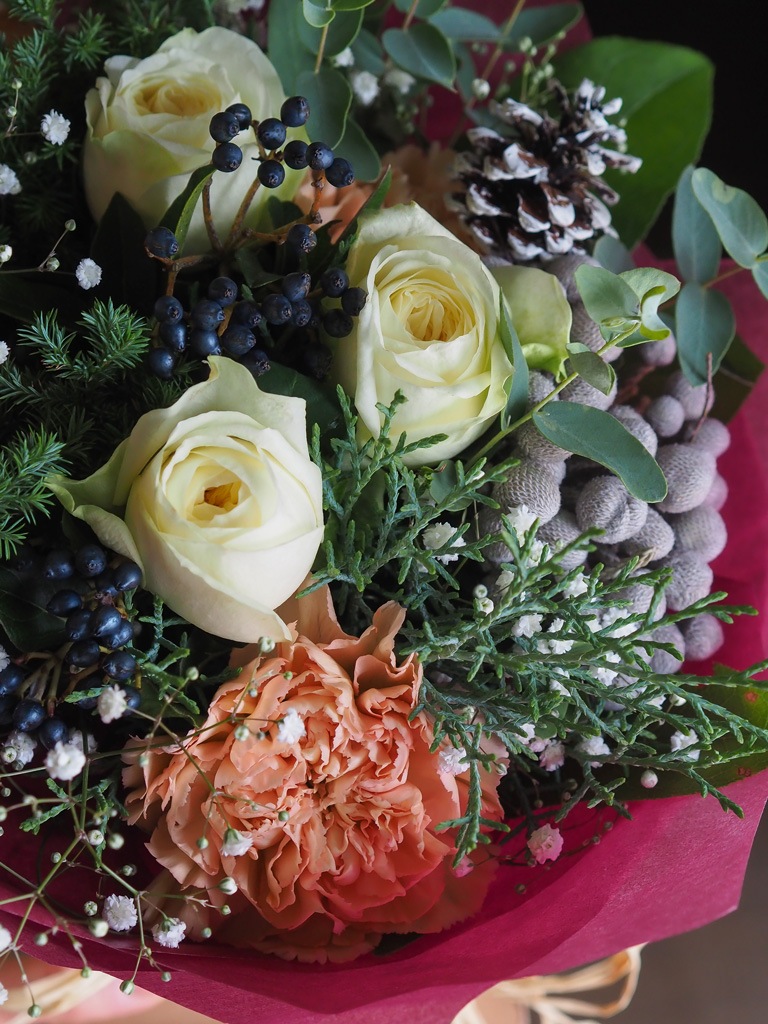 【そのまま飾れるブーケBOX】季節のブーケ ドゥブー -Winter Ver.-