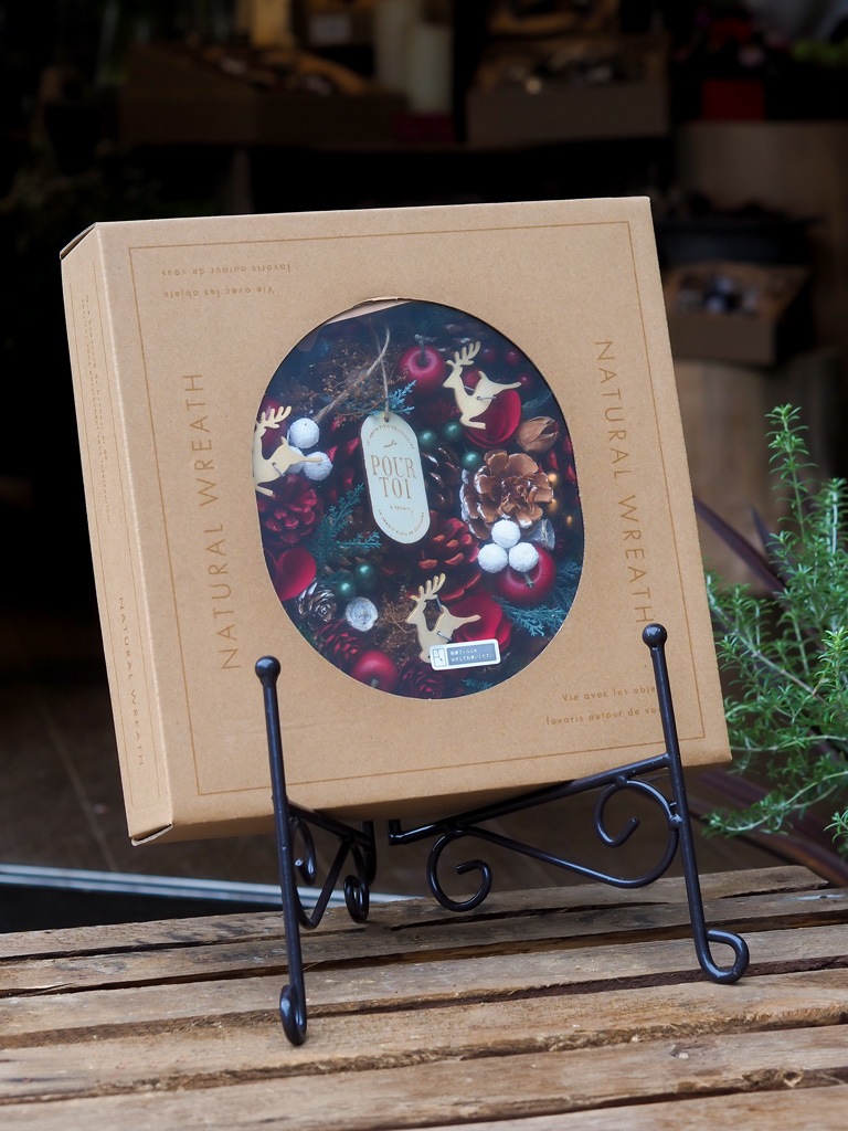 季節のナチュラルリース ｜Mサイズ　-ホリデーレッド-