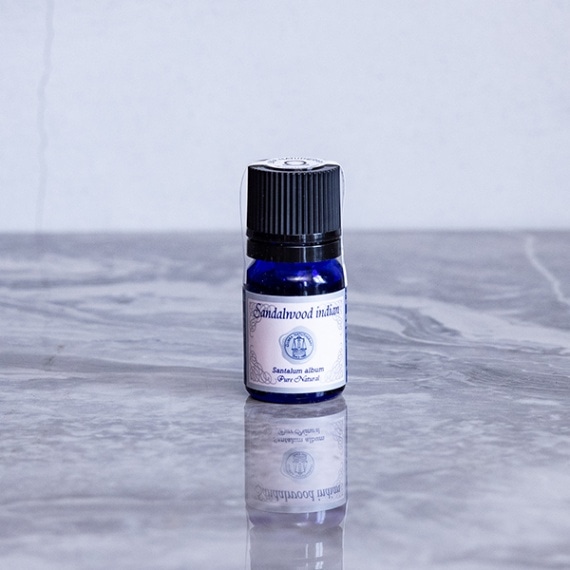 サンダルウッドインディアン【エッセンシャルオイル】｜アロマ