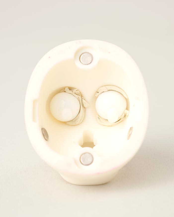 アイ固定用パテ